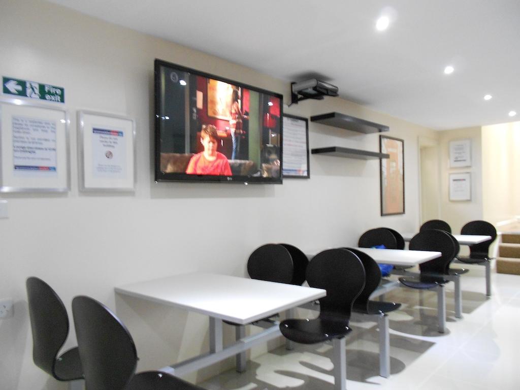 Mapesbury Hostel לונדון מראה חיצוני תמונה